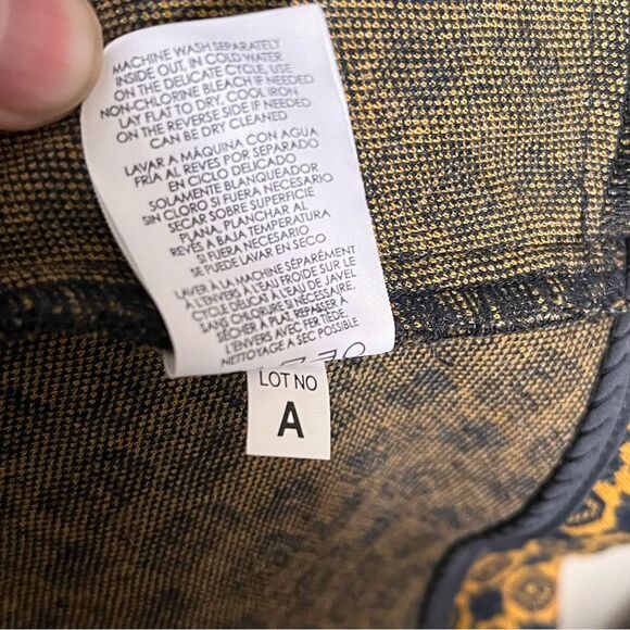 CAbi Kensington Proper Standout Blazer Style 3372 Yellow Gold/Blue Size Medium - Picture 10 of 12